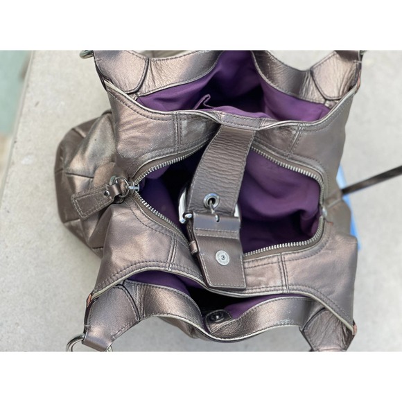 Coach Soho Leather Gold Hobo Buckle Handbag - Picture 4 of 6